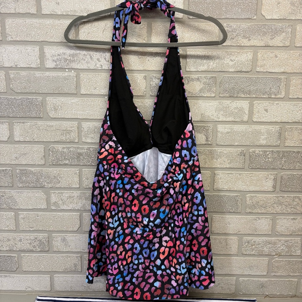 Aimage Vibrant Animal Print Tankini Set with Shorts Size Large - Picture 6 of 9